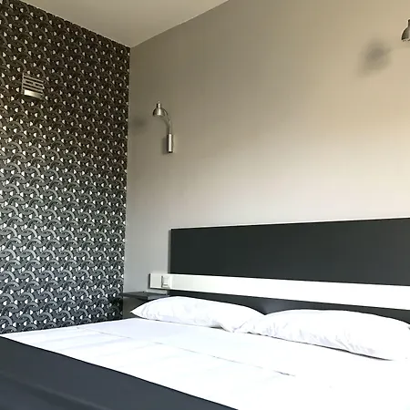 Grand Cap Rooftop Pool Hotel Agde