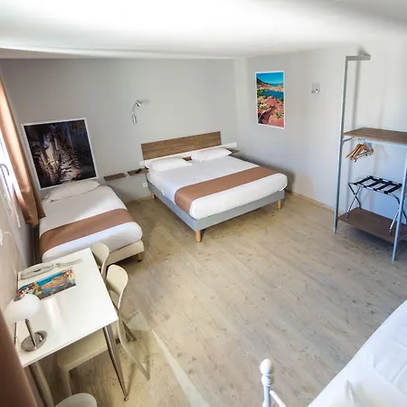 فندق Grand Cap Rooftop Pool آجد