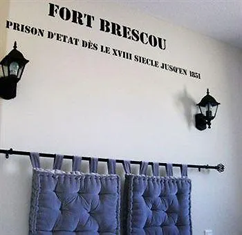 Grand Cap Rooftop Pool Hotel 2*