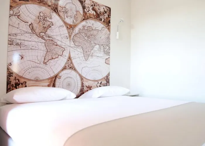 Hotel Grand Cap Rooftop Pool 2*