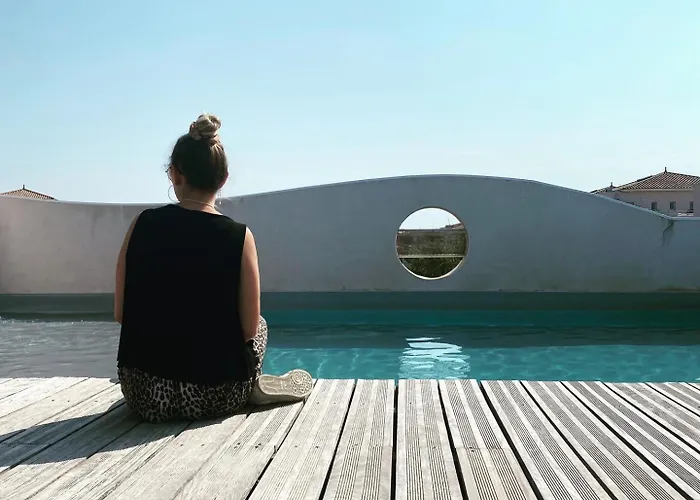 Grand Cap Rooftop Pool Hotel 2*