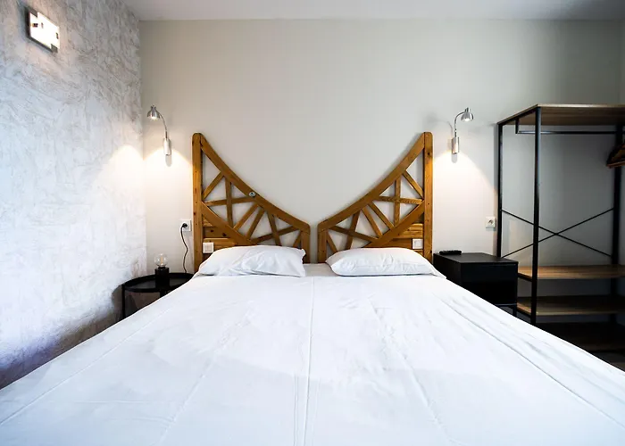 Grand Cap Rooftop Pool 2*