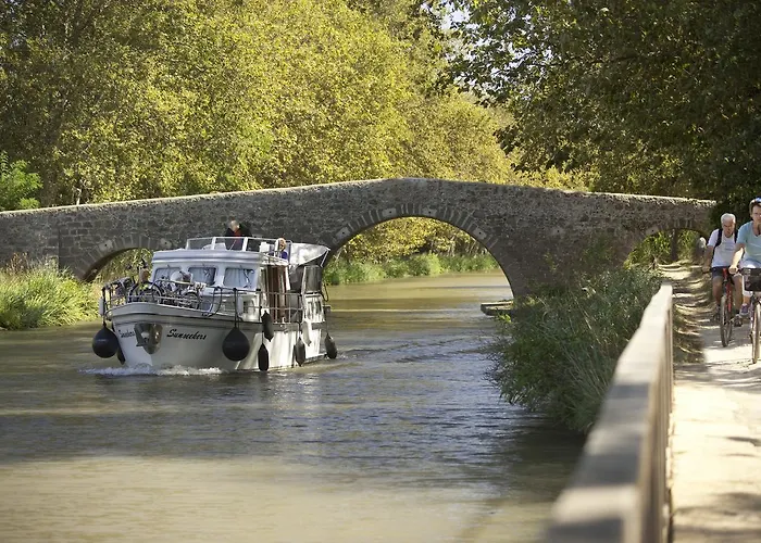 Hotel Grand Cap Rooftop Pool 2*