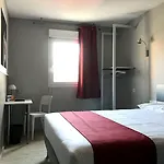 Grand Cap Rooftop Pool Hotel 2*