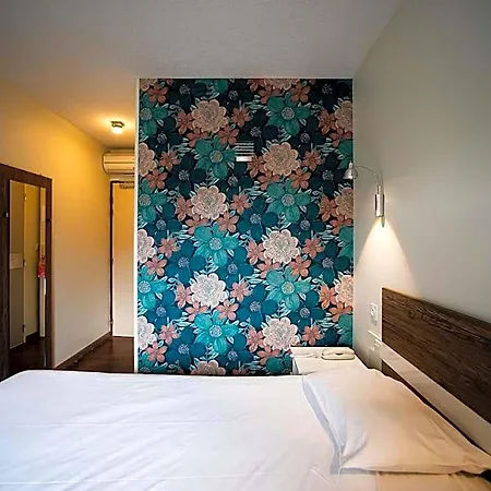 Grand Cap Rooftop Pool 2* 阿格德