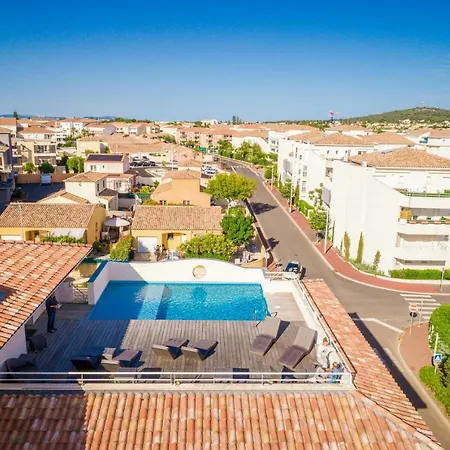 Ξενοδοχείο Grand Cap Rooftop Pool 2*