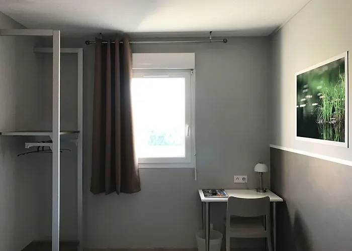 Grand Cap Rooftop Pool 2* アグド