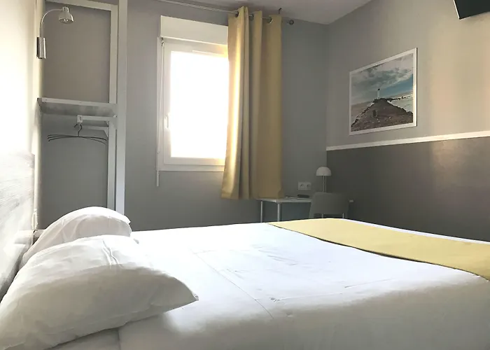 Grand Cap Rooftop Pool ホテル 2*