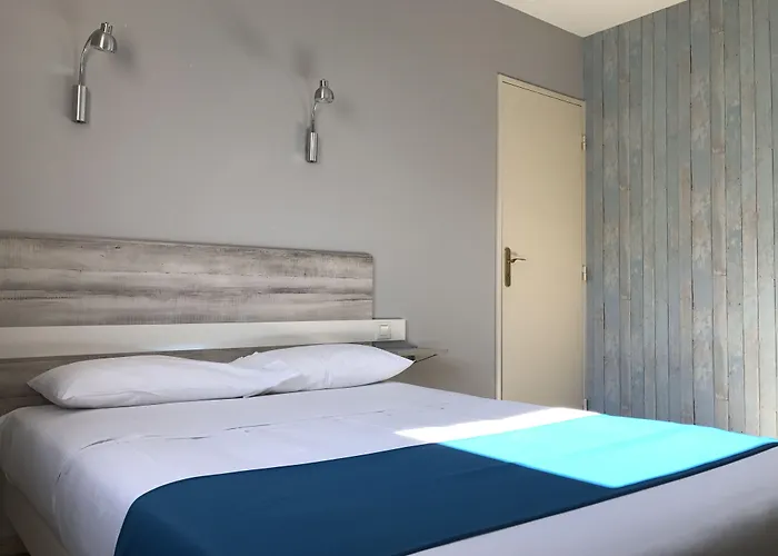 ホテル Grand Cap Rooftop Pool アグド