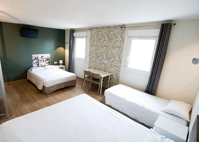 Grand Cap Rooftop Pool 2*